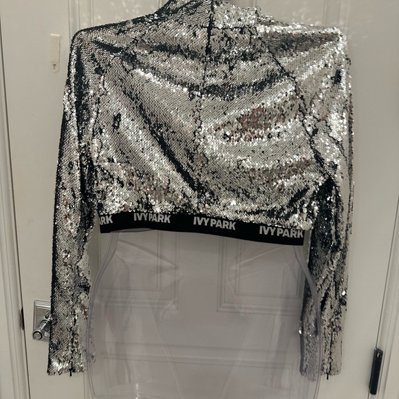 Sequin silver ivy park crop top - Picture 3 of 7